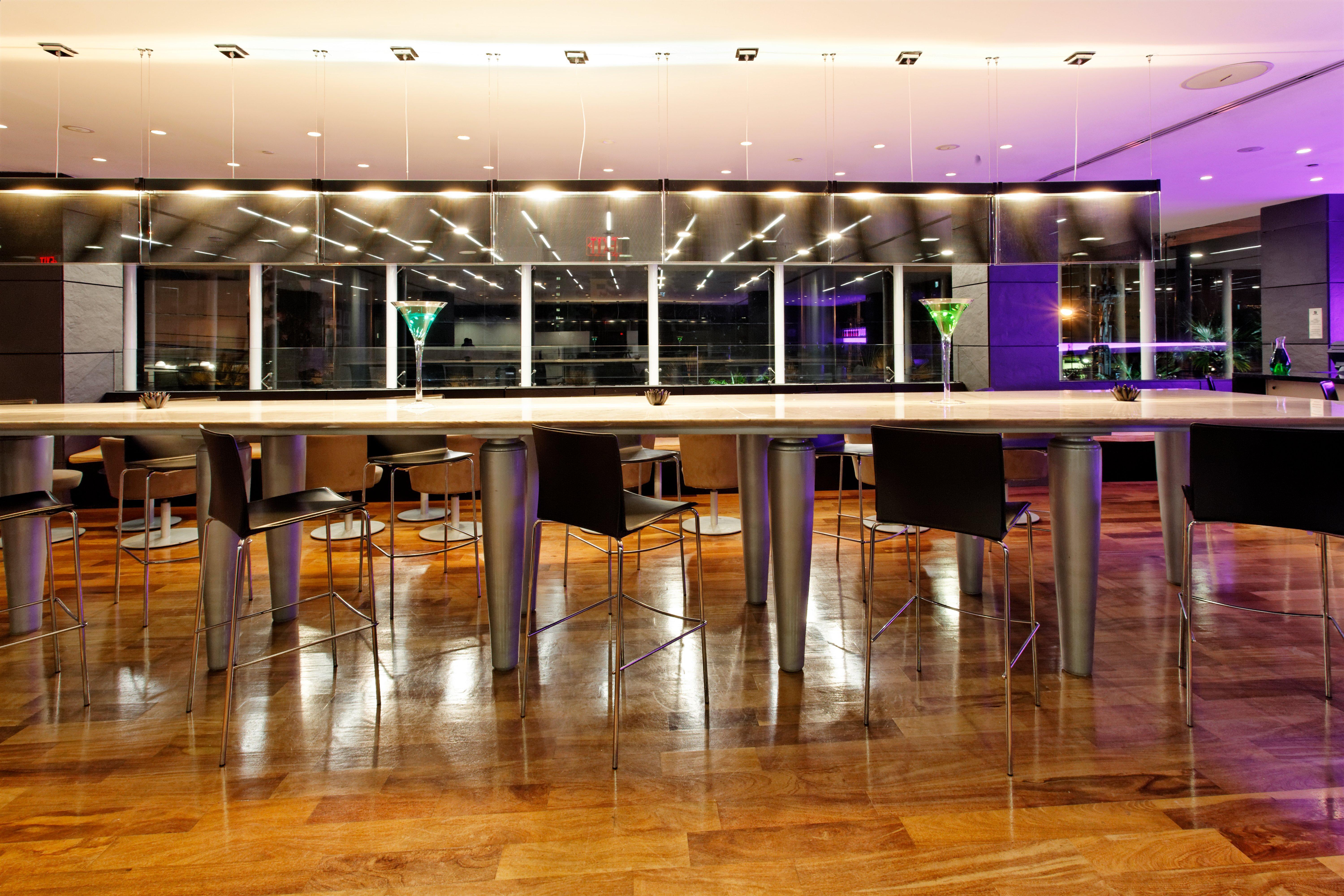 Holiday Inn Santo Domingo By Ihg Екстериор снимка The interior of the lounge