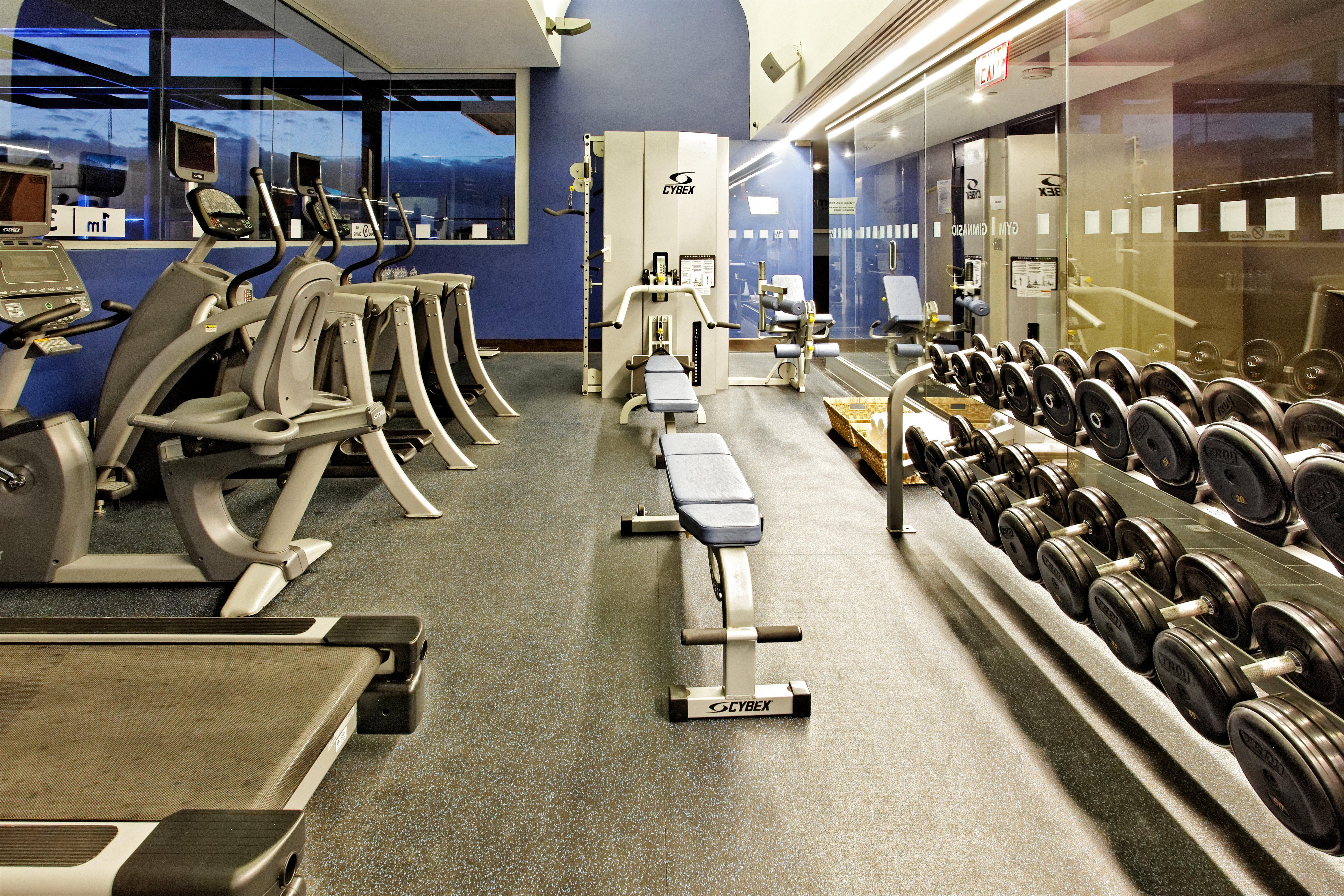 Holiday Inn Santo Domingo By Ihg Съоръжения снимка The gym at the 2012 Olympic Village
