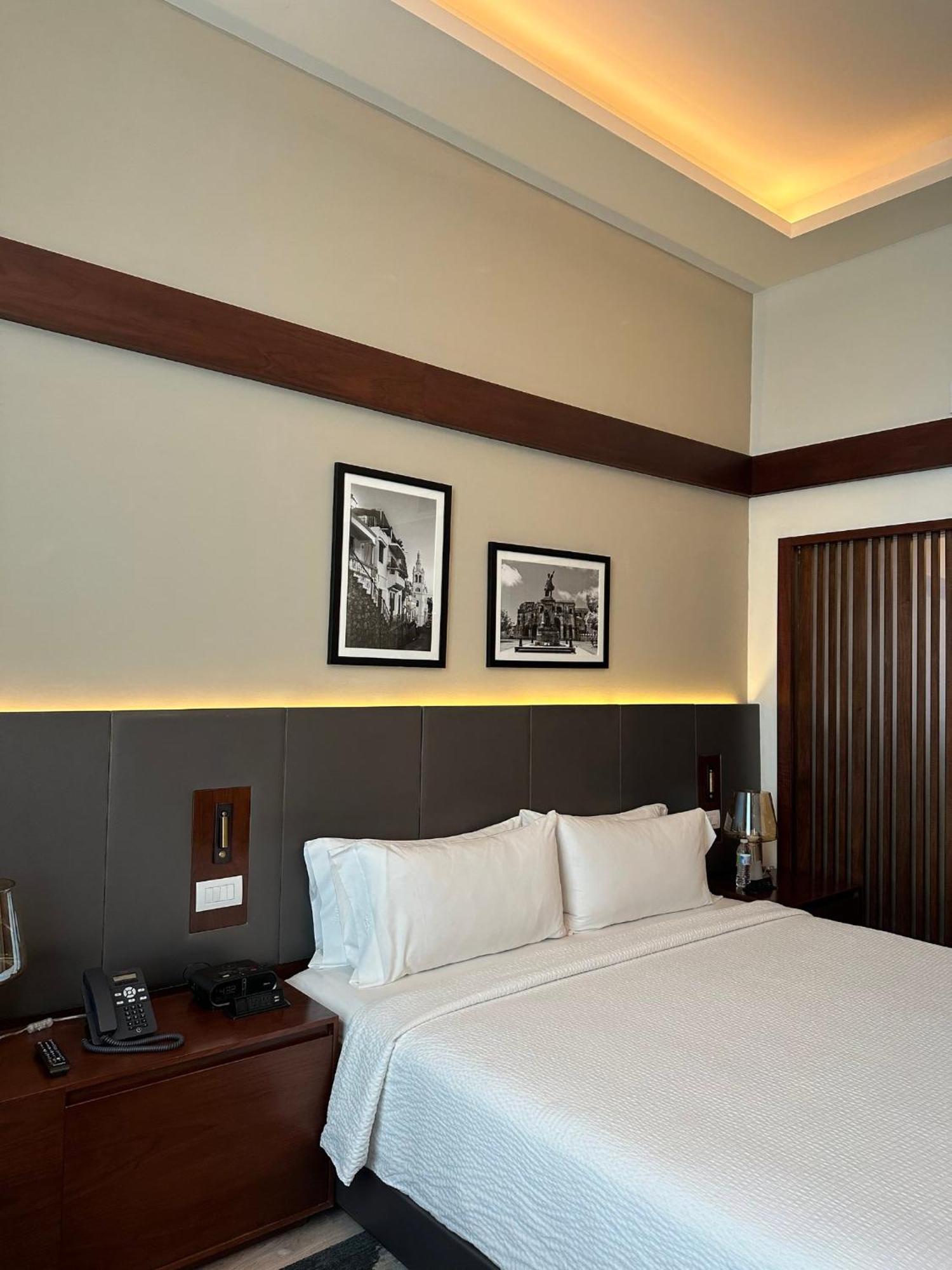 Holiday Inn Santo Domingo By Ihg Екстериор снимка A room at the hotel
