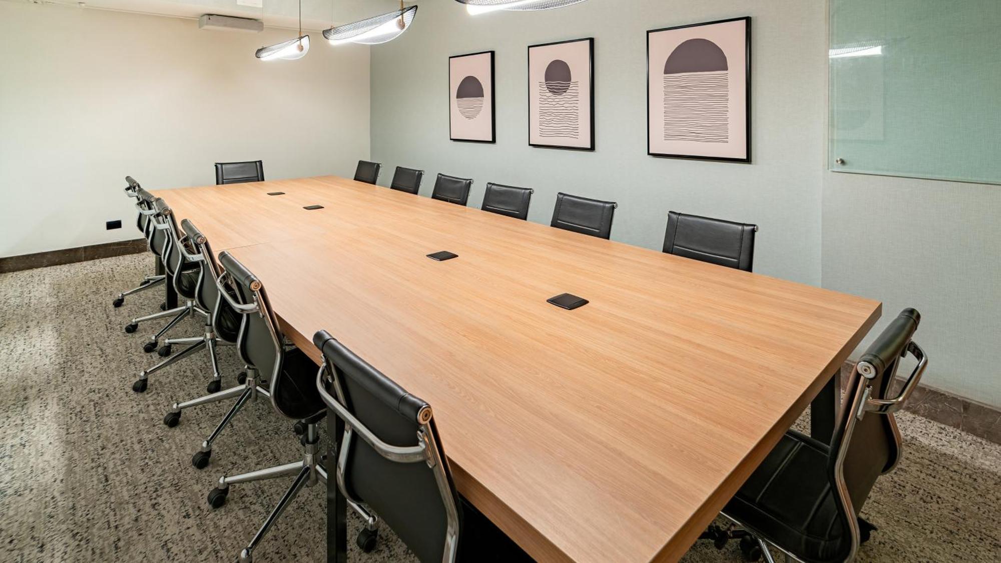 Holiday Inn Santo Domingo By Ihg Екстериор снимка A conference room